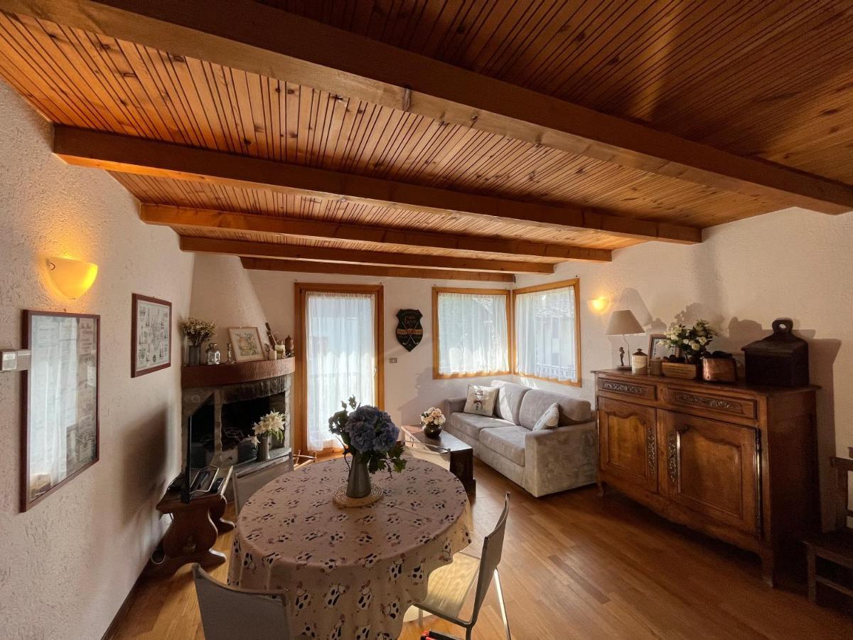 Chalet Blanc "Le Flocon" Courmayeur Ngoại thất bức ảnh