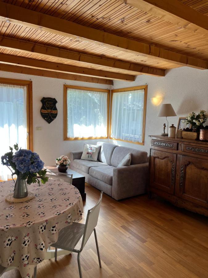Chalet Blanc "Le Flocon" Courmayeur Ngoại thất bức ảnh